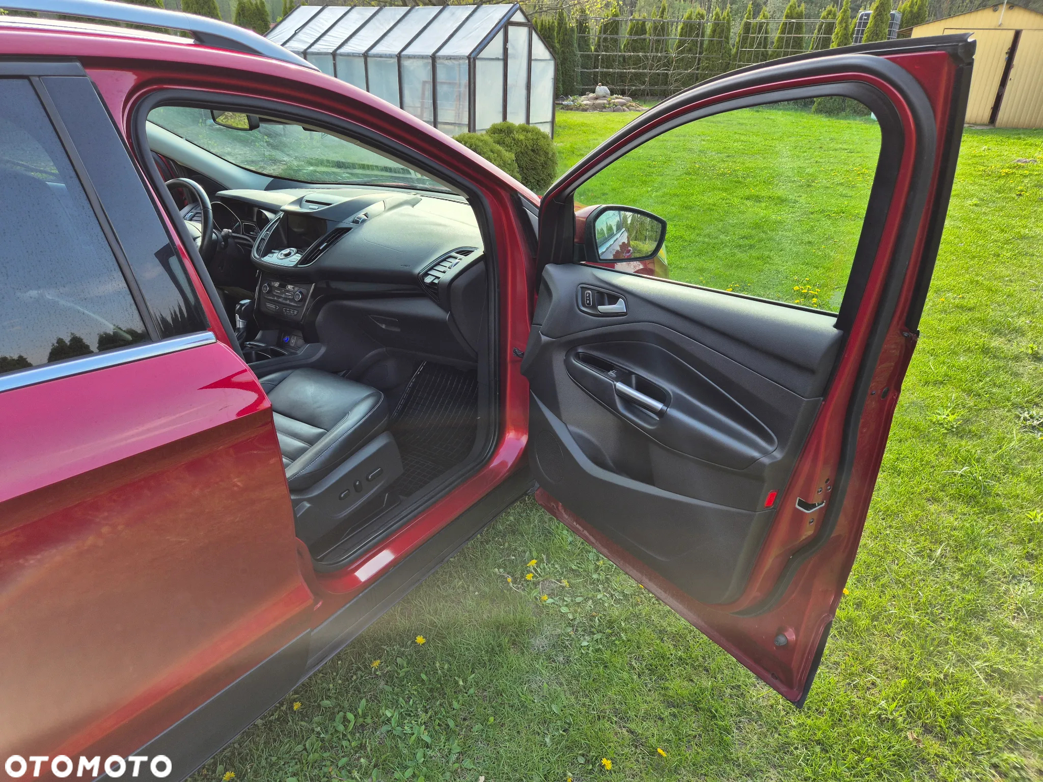 Ford Escape 2.0 EcoBoost AWD Titanium - 23