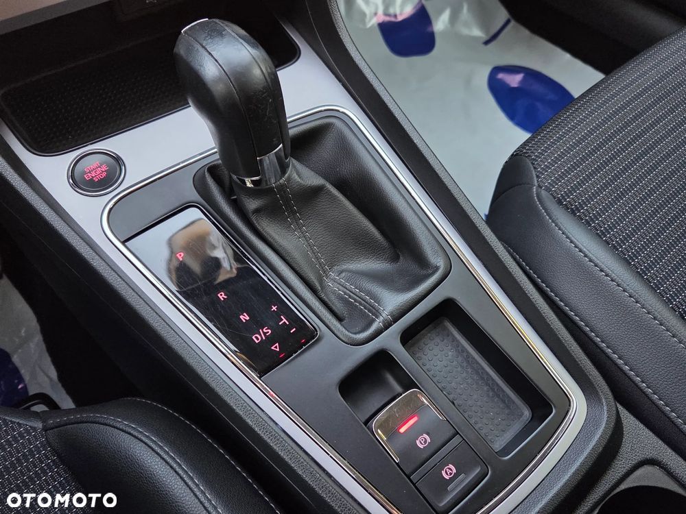 Seat Leon 2.0 TDI Xcellence S&S DSG - 36