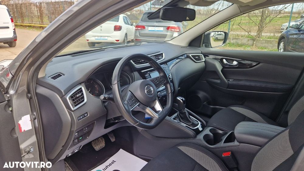 Nissan Qashqai - 14