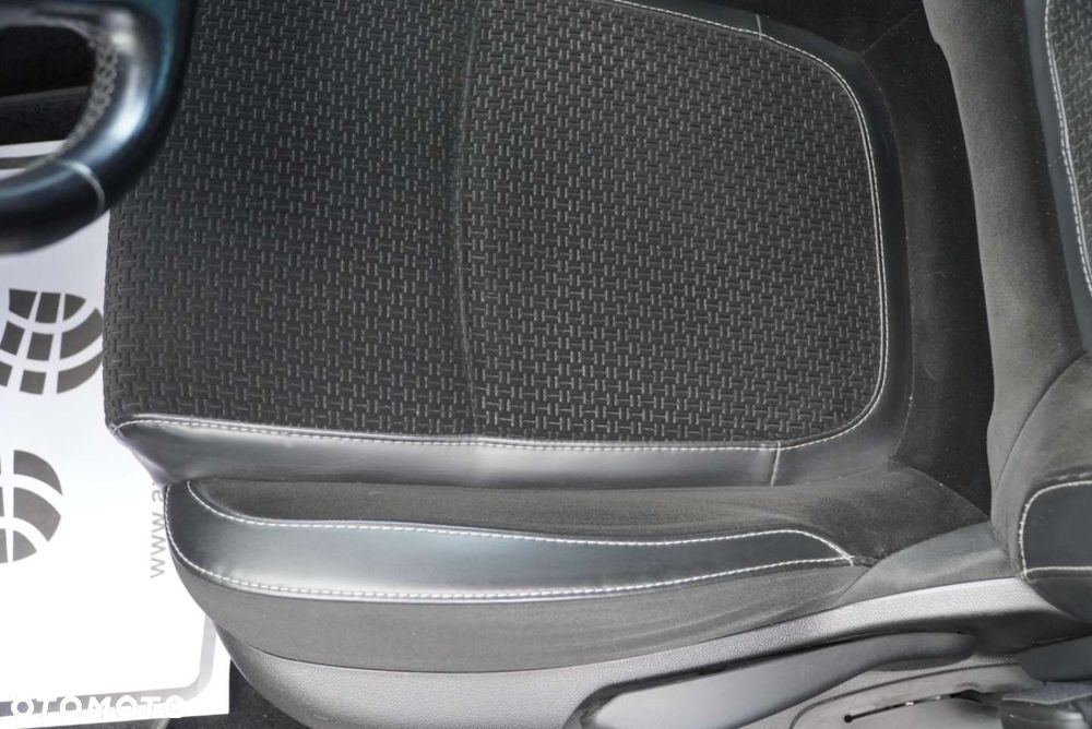 Renault Megane ENERGY dCi 130 INTENS - 19