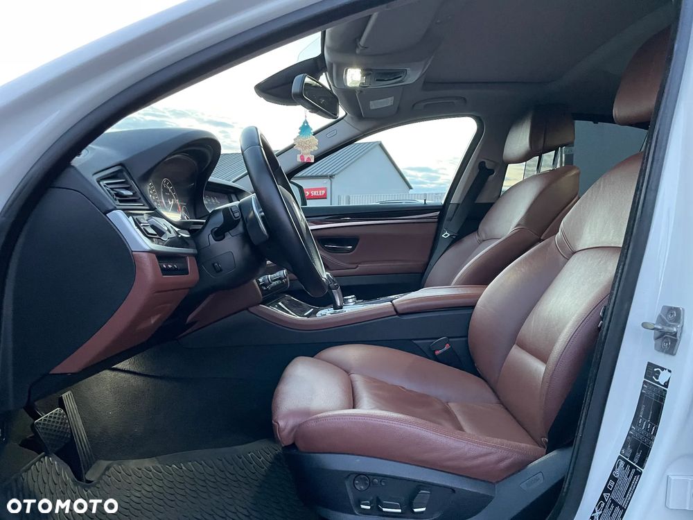 BMW Seria 5 535d xDrive - 9