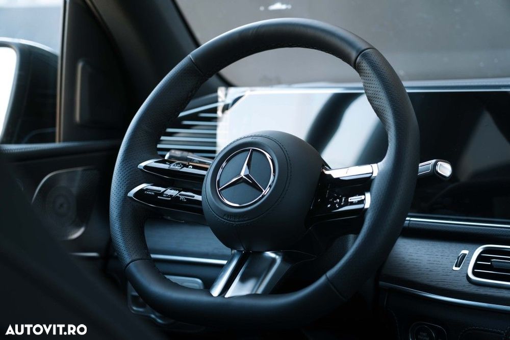 Mercedes-Benz GLE - 28