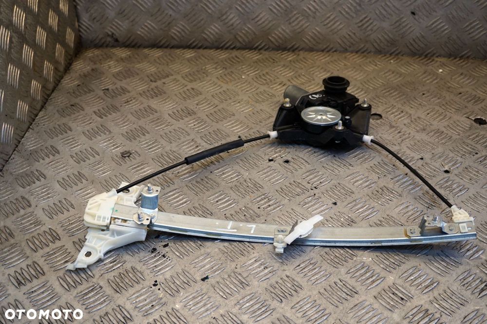 MECHANIZM PODNOŚNIK SZYBY LEWY TYŁ YARIS CROSS 69840-0D440 85720-0D560 TOYOTA 2020- - 1