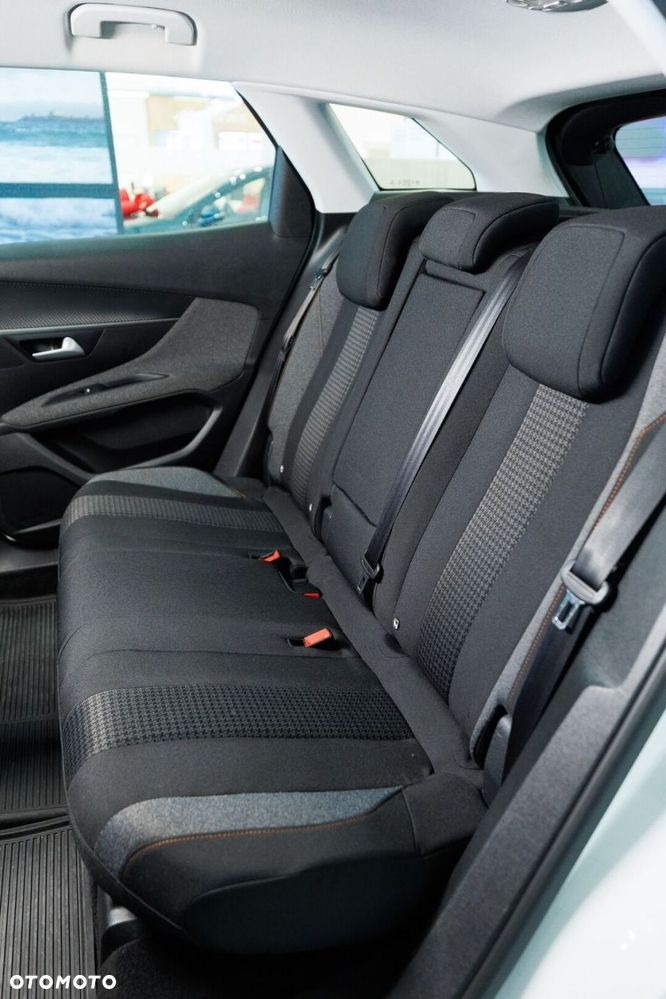 Peugeot 3008 - 21