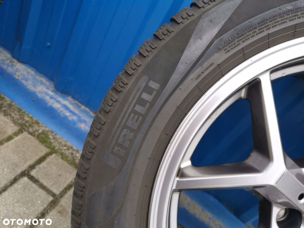 BMW 5 i5 G60 G61 ET23 KOLA FELGI ALUFELGI OPONY 225/55R18 7.5J 5A324D5 - 5