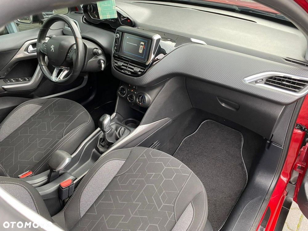 Peugeot 2008 1.2 Pure Tech GPF Active S&S - 15