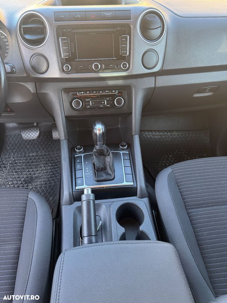Volkswagen Amarok 2.0 BiDI 4x4 Cabina Dubla Highline Aut. - 11