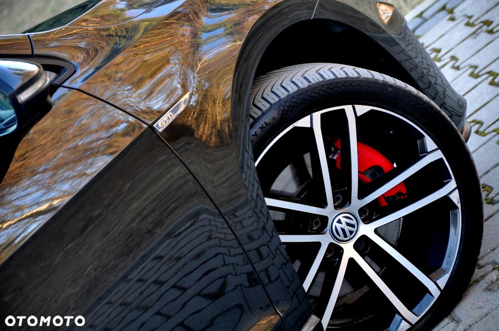 Volkswagen Golf GTD 2.0 TDI SCR DSG - 17