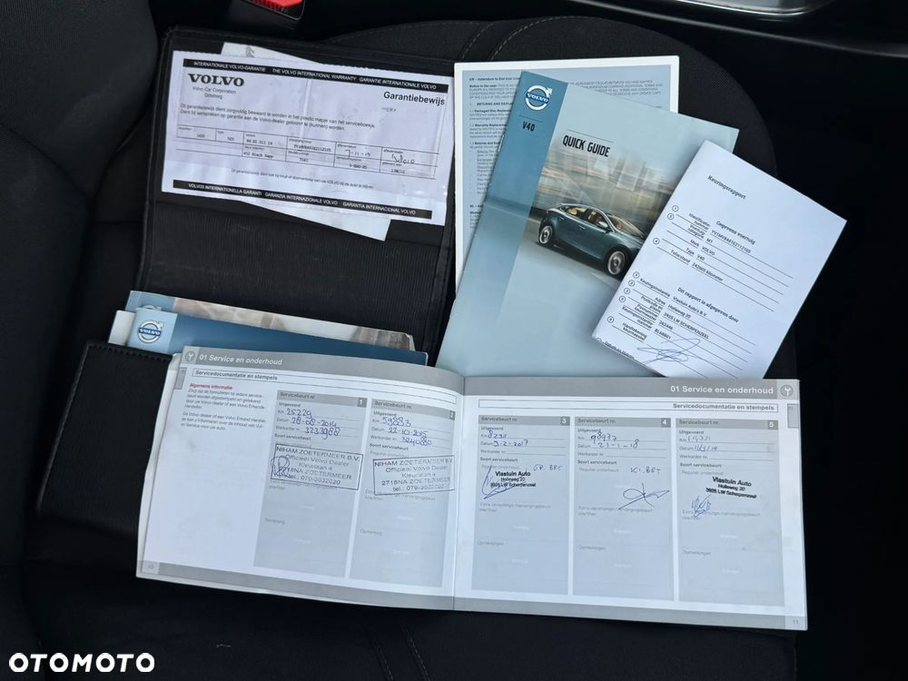 Volvo V40 D2 Momentum - 31