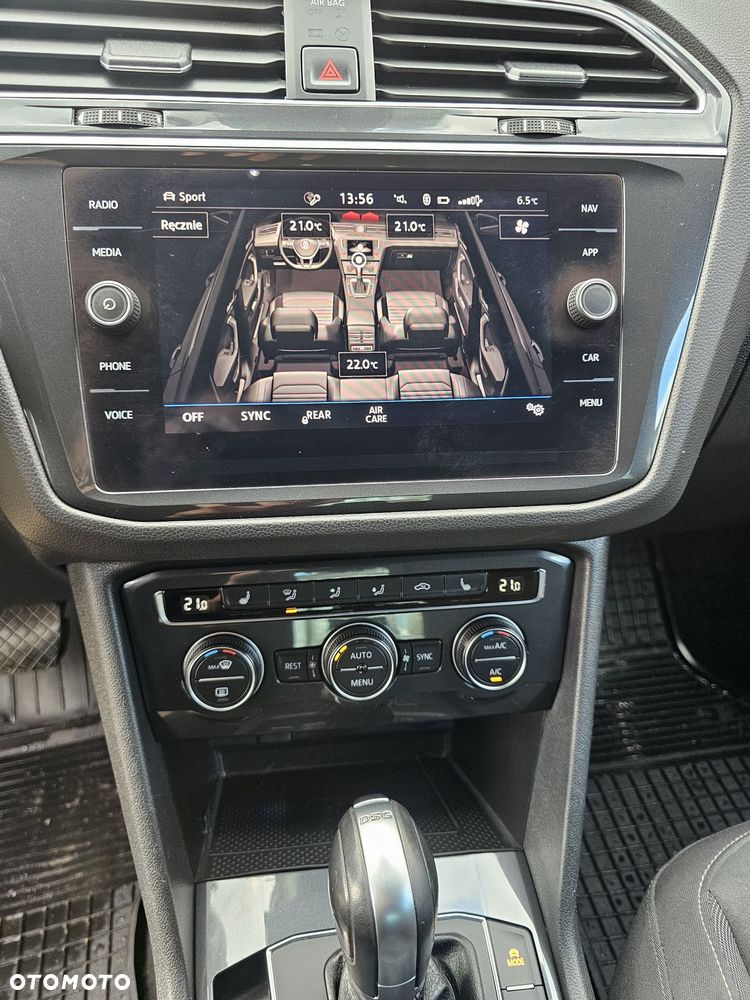Volkswagen Tiguan - 16