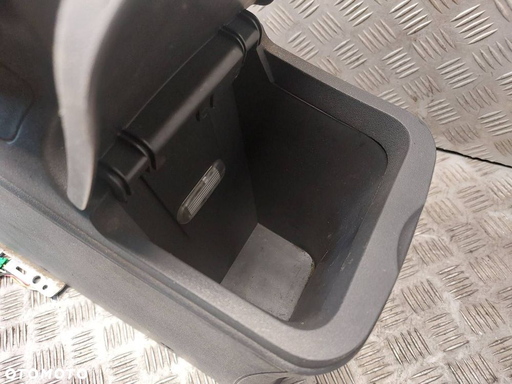 TUNEL ŚRODKOWY PODŁOKIETNIK RENAULT SCENIC II - 2