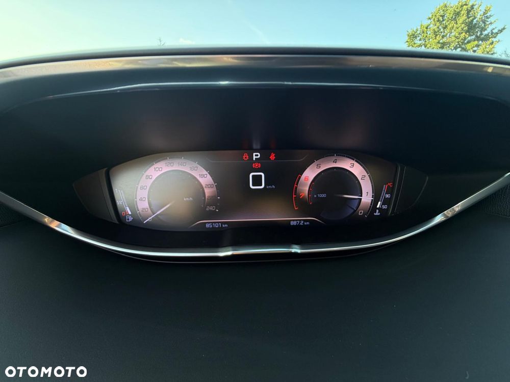 Peugeot 3008 1.6 PureTech GPF GT Line S&S EAT8 - 29