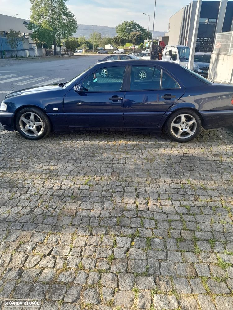Mercedes-Benz C 220 - 6