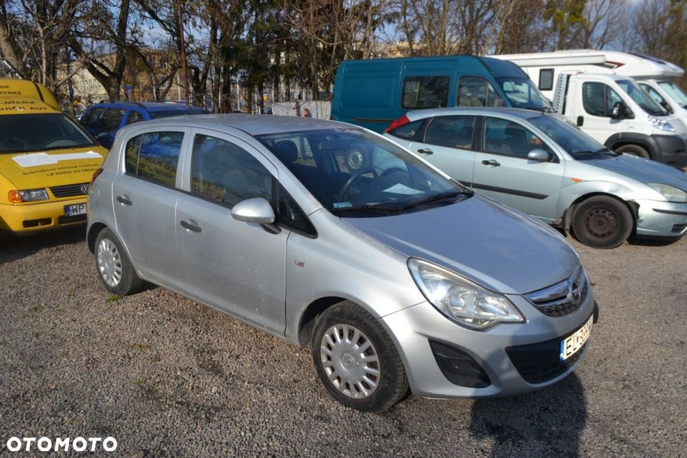 Opel Corsa - 2
