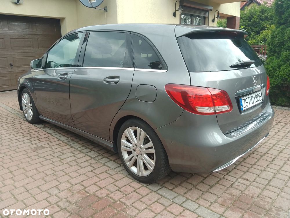 Mercedes-Benz Klasa B 180 Style - 12