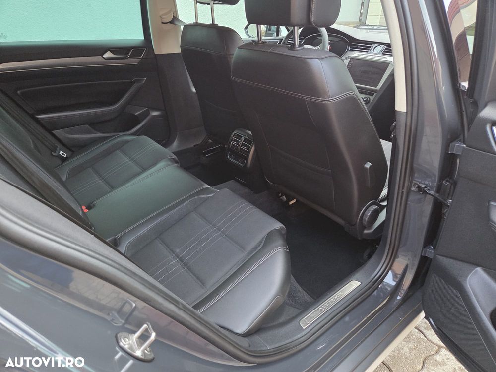 Volkswagen Passat Alltrack 2.0 TDI SCR 4Motion DSG - 8