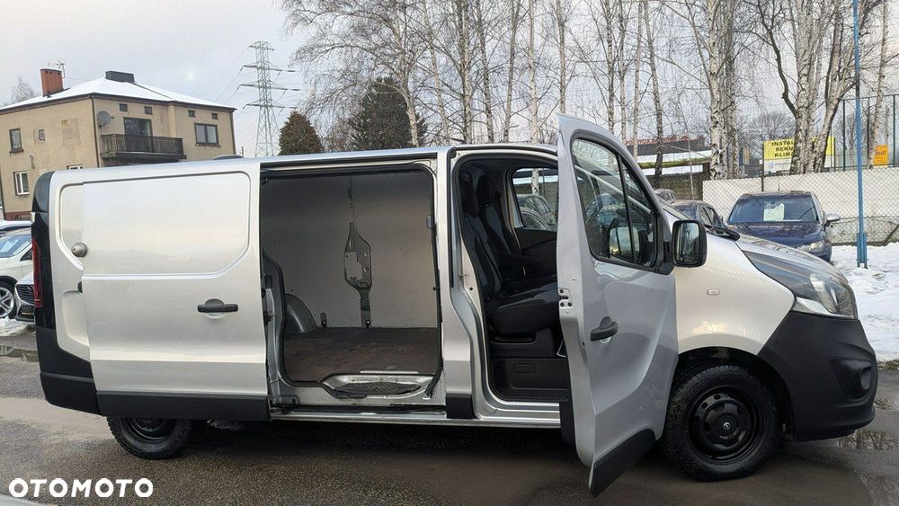 Opel Vivaro - 14