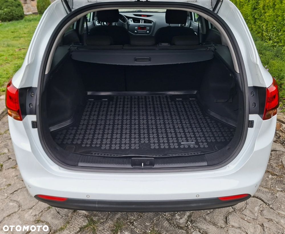 Kia Ceed 1.6 GDI Edition 7 - 12