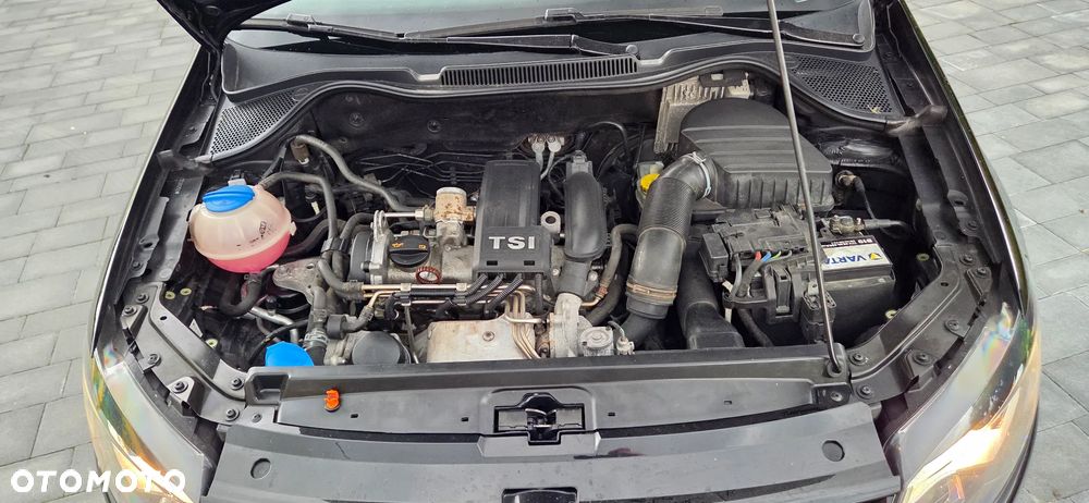 Volkswagen Polo - 12