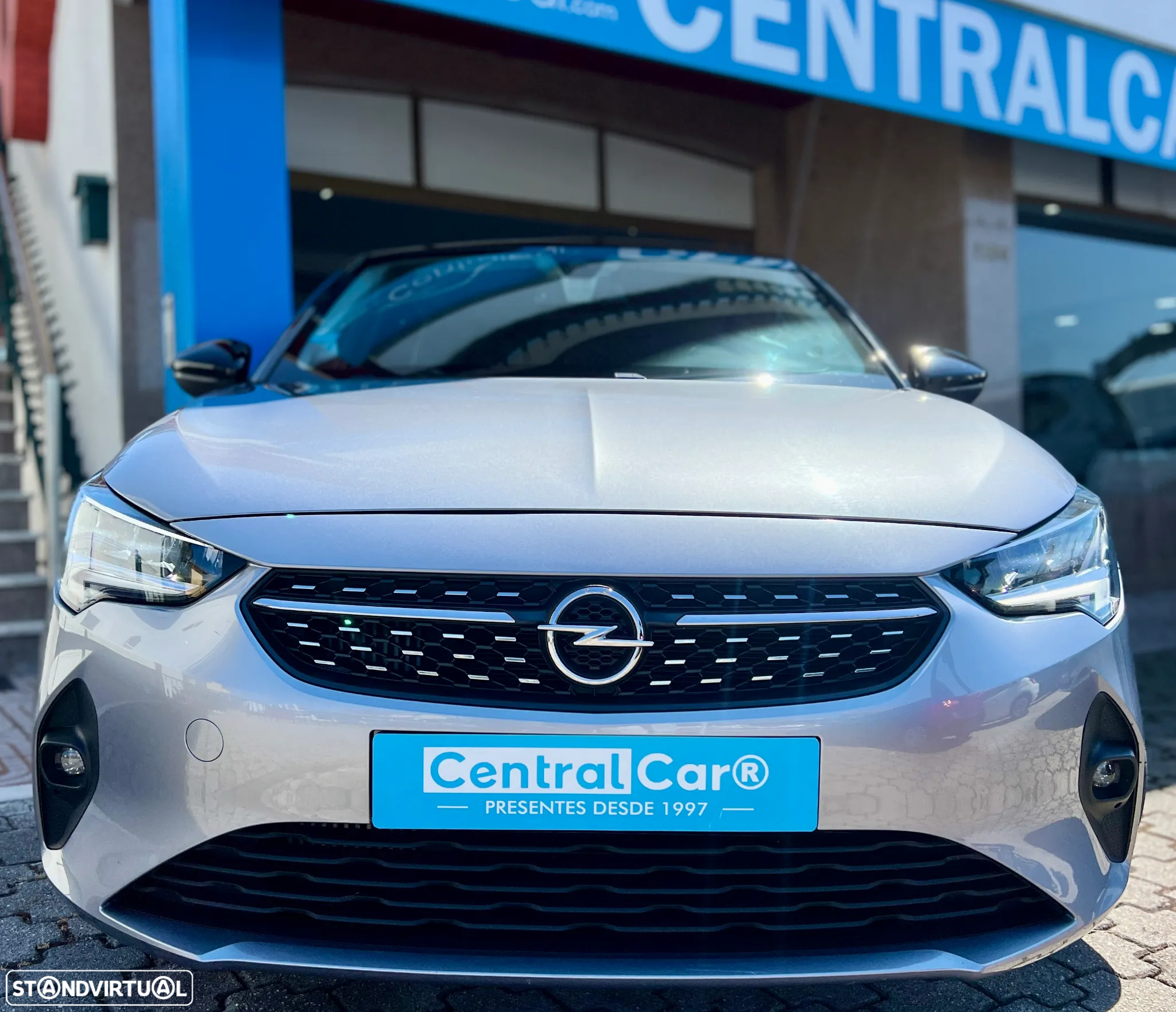 Opel Corsa 1.5 D Elegance - 3