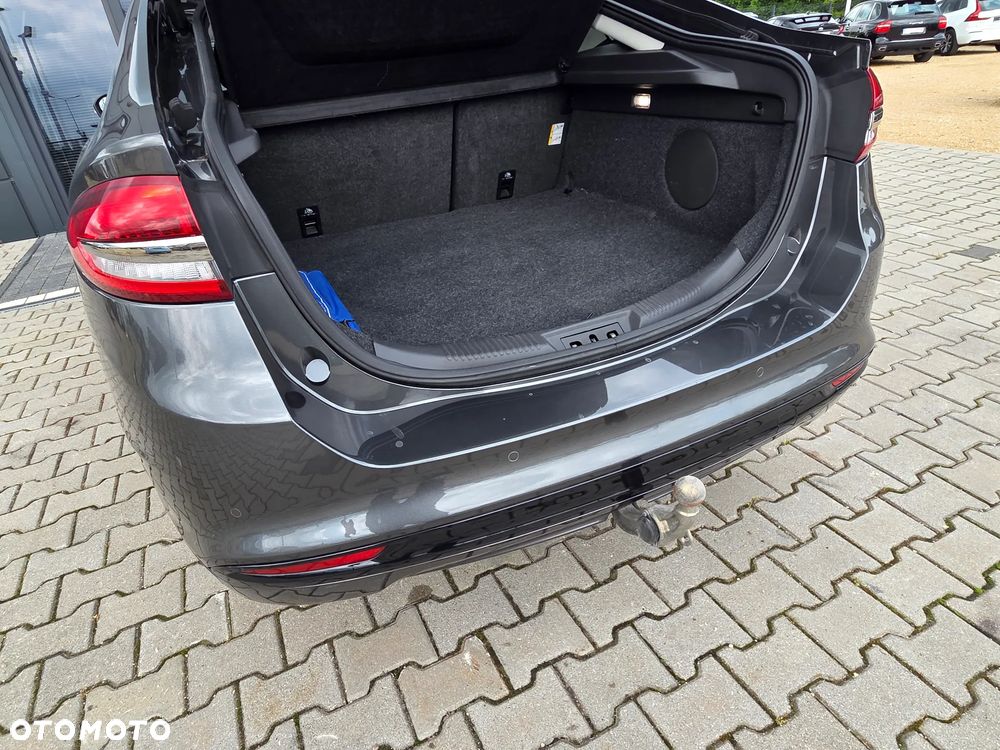 Ford Mondeo 2.0 EcoBlue Titanium - 25