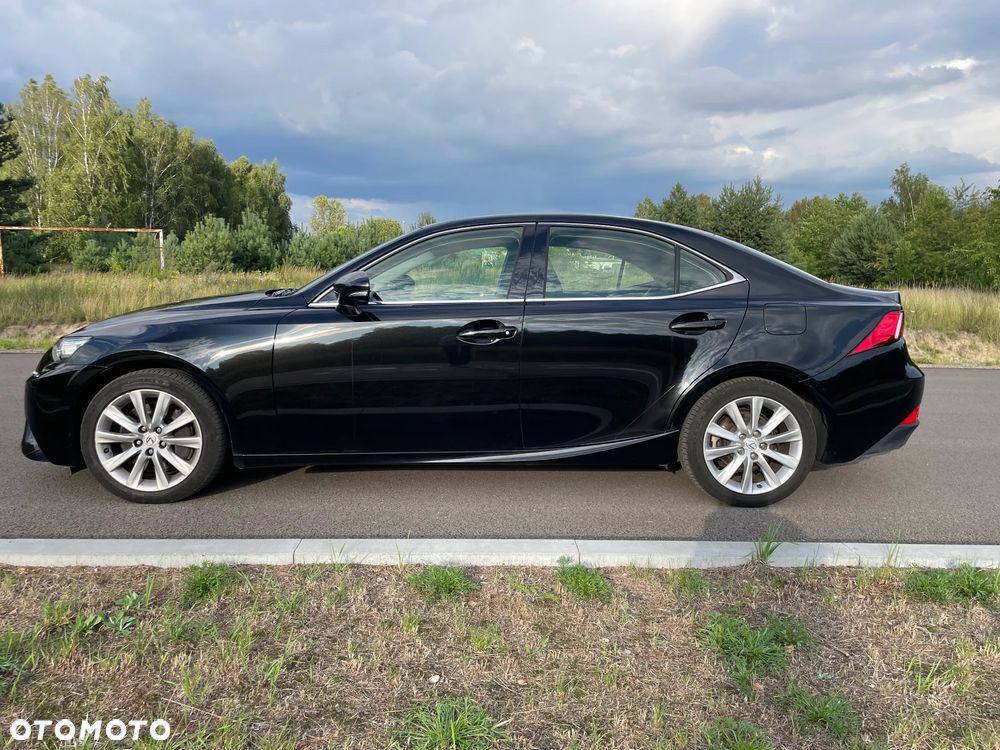 Lexus IS 200t Elegance - 10