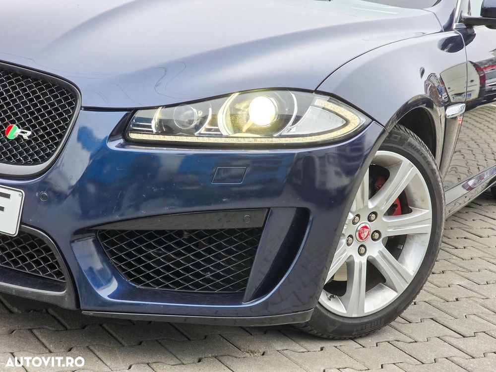 Jaguar XF 2.0 Turbo - 13
