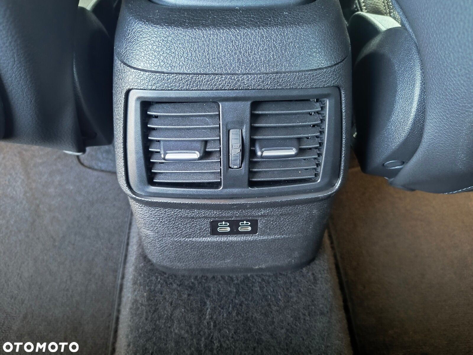 BMW Seria 2 218i M Sport - 23