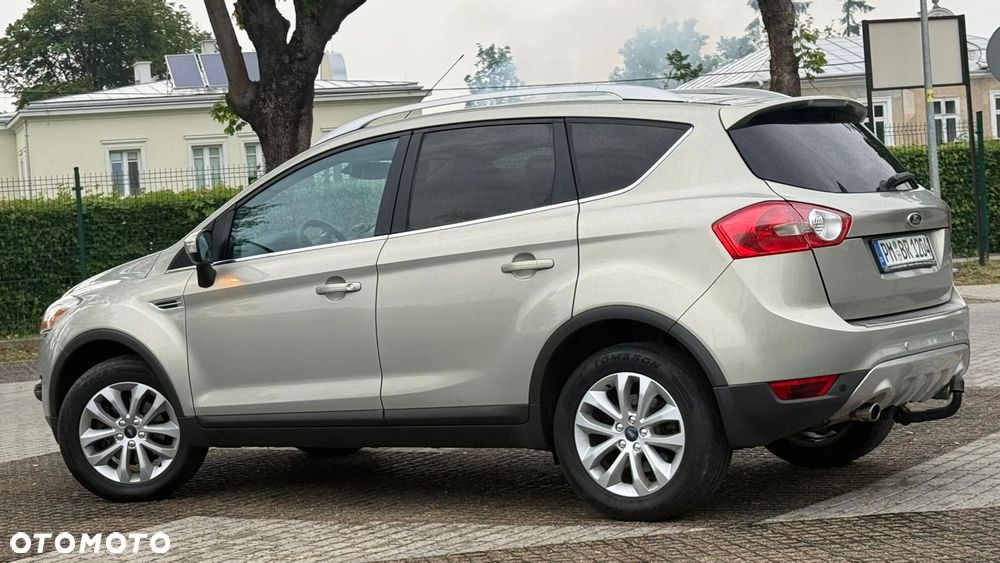 Ford Kuga 2.0 TDCi 4x4 Titanium - 24