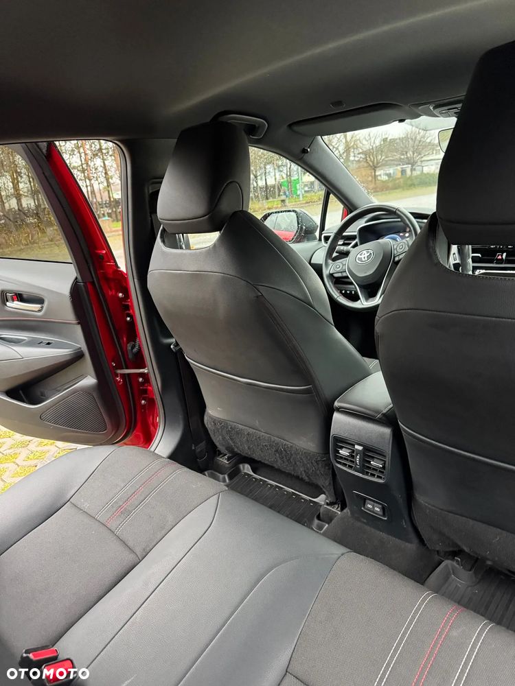 Toyota Corolla 1.8 Hybrid GR Sport Dynamic - 12