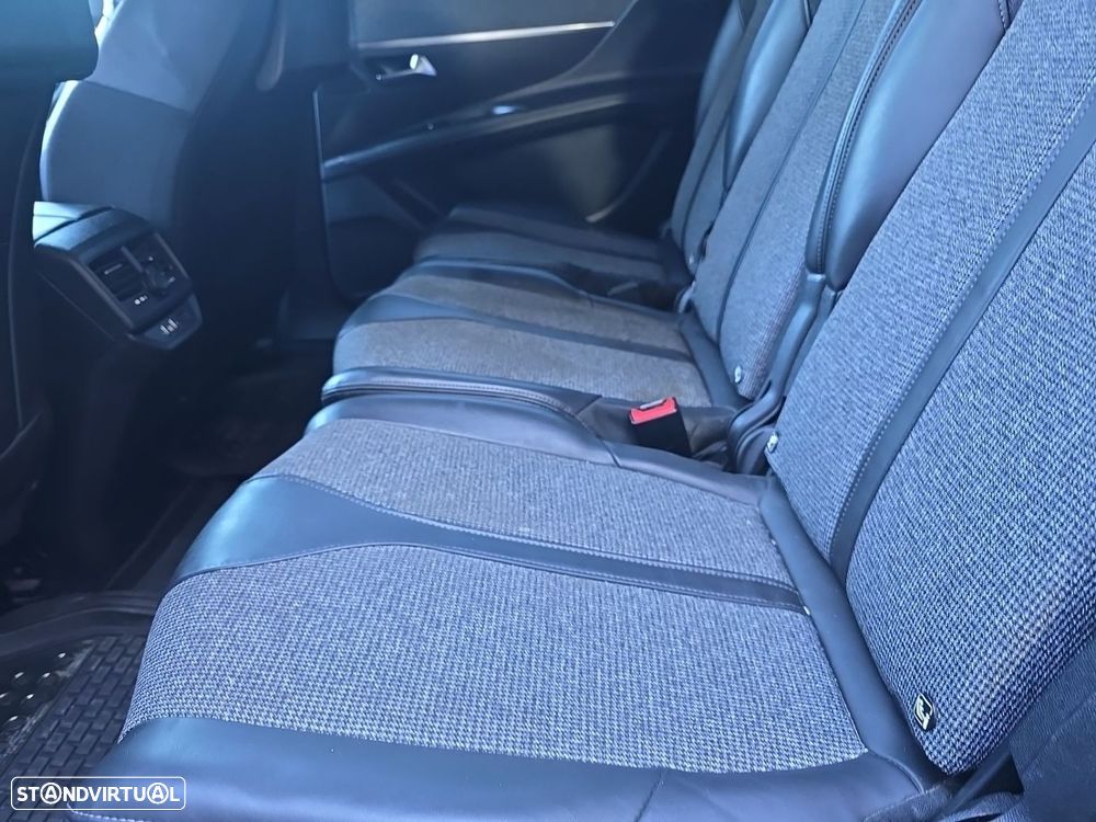 Peugeot 5008 1.5 BlueHDi Allure EAT8 - 11