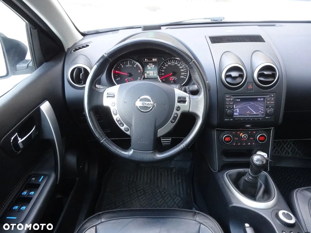 Nissan Qashqai 1.6 dCi 4x4 Tekna - 20