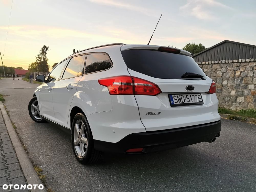 Ford Focus 2.0 TDCi SYNC Edition ASS - 4