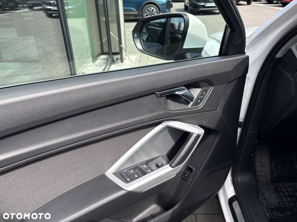 Audi Q3 35 TFSI mHEV S-Line S tronic - 10