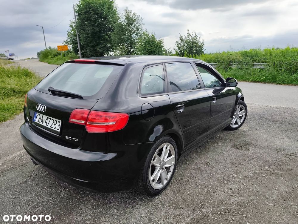 Audi A3 Sportback - 2