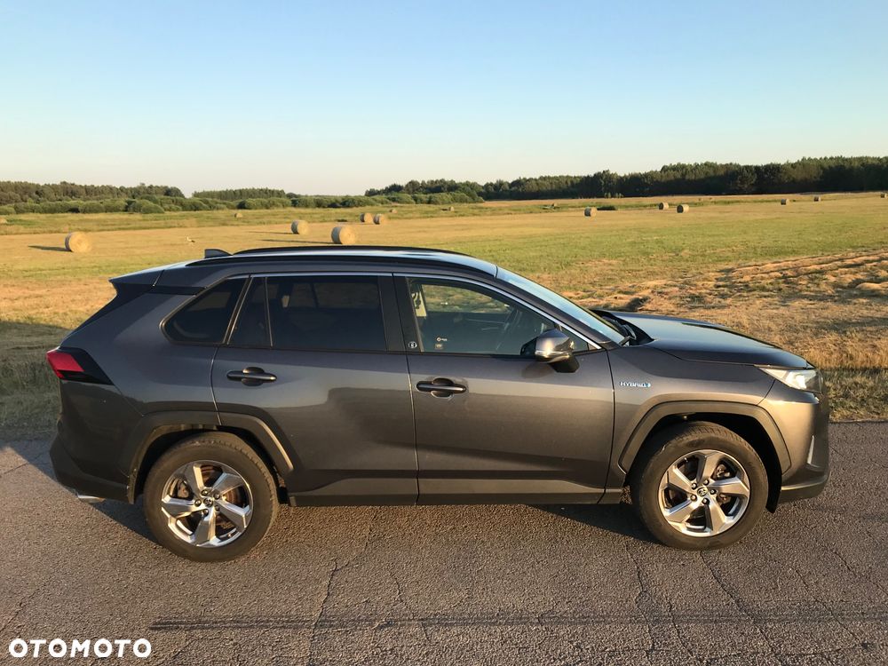 Toyota RAV4 - 7