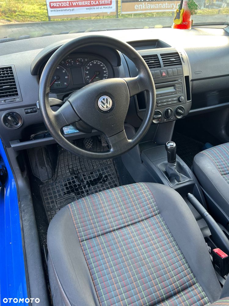 Volkswagen Polo - 7