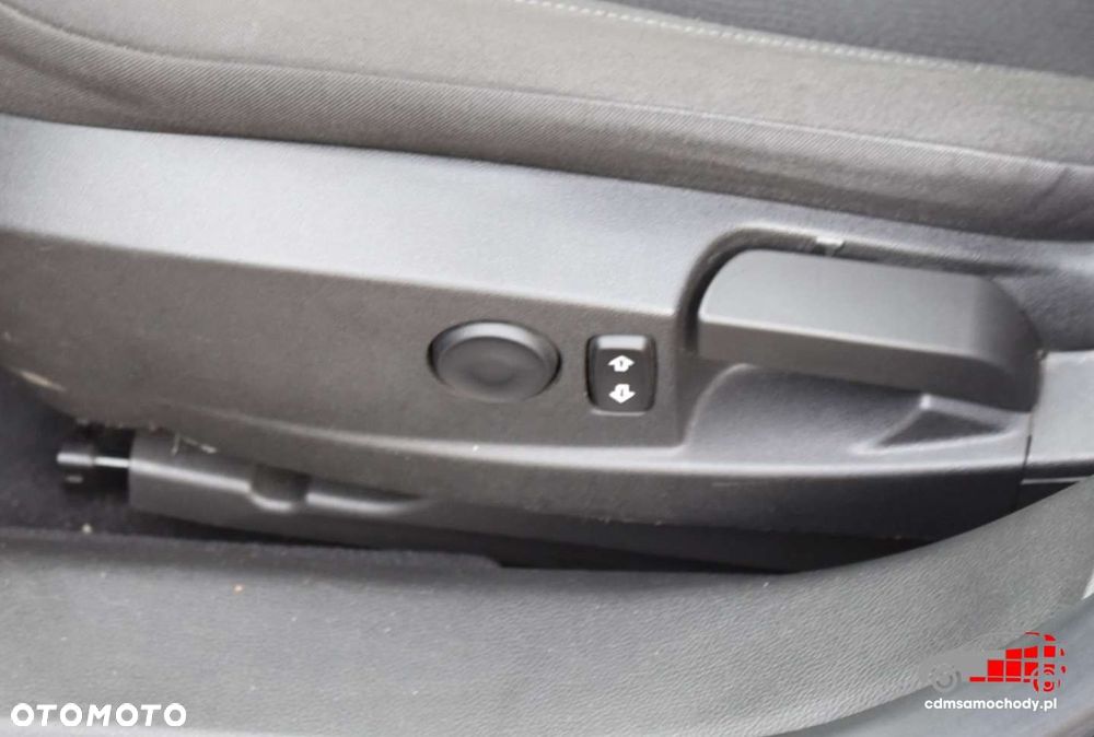 Opel Insignia - 24