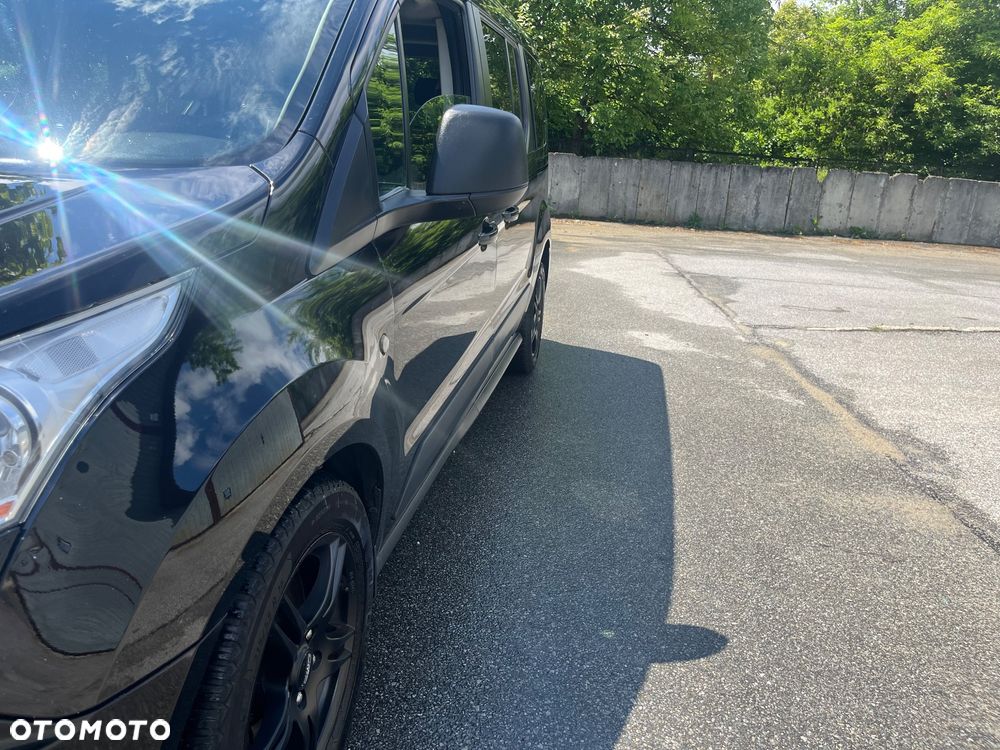 Ford Tourneo Connect Grand - 12