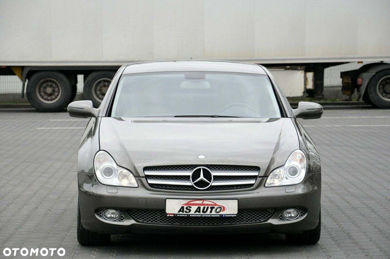 Mercedes-Benz CLS - 22