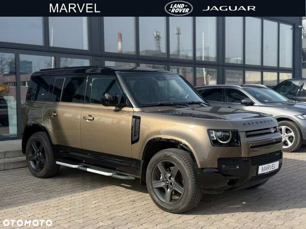 Land Rover Defender - 2