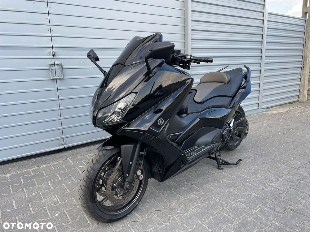 Yamaha Tmax - 10