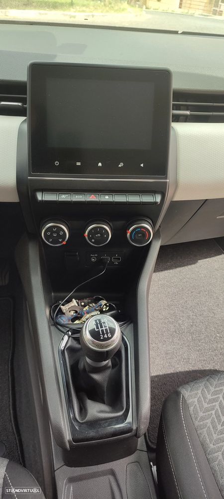 Renault Clio 1.0 TCe Limited Bi-Fuel - 16