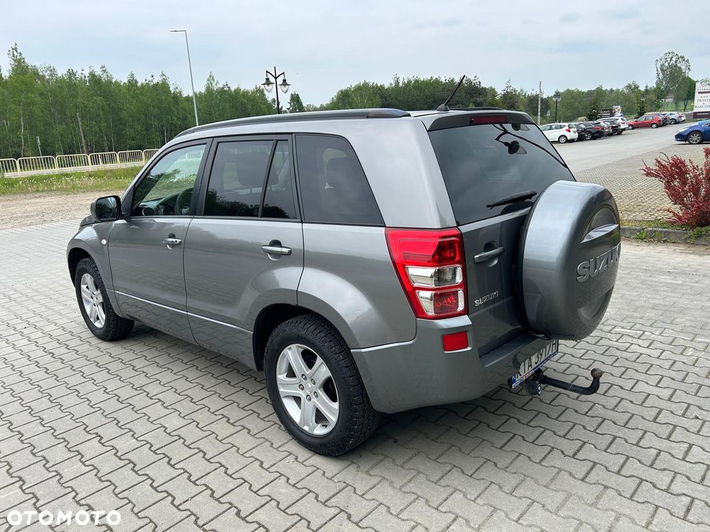 Suzuki Grand Vitara - 2