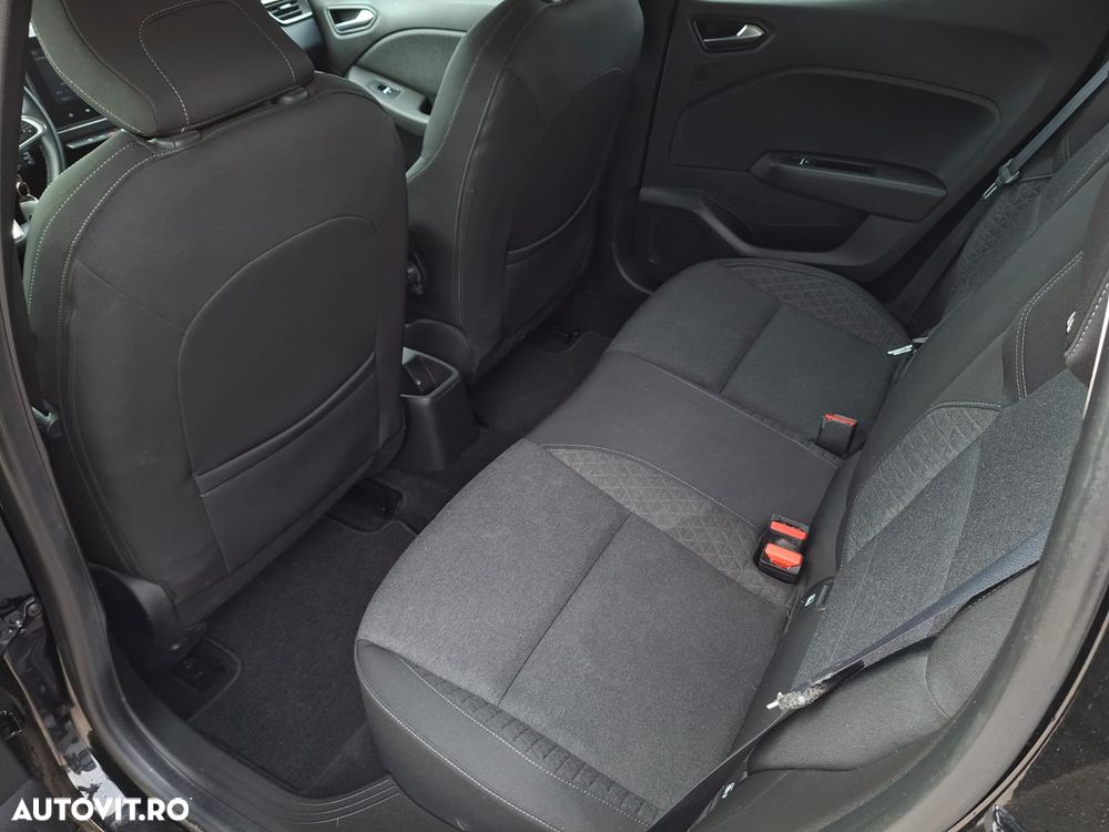 Renault Clio - 16