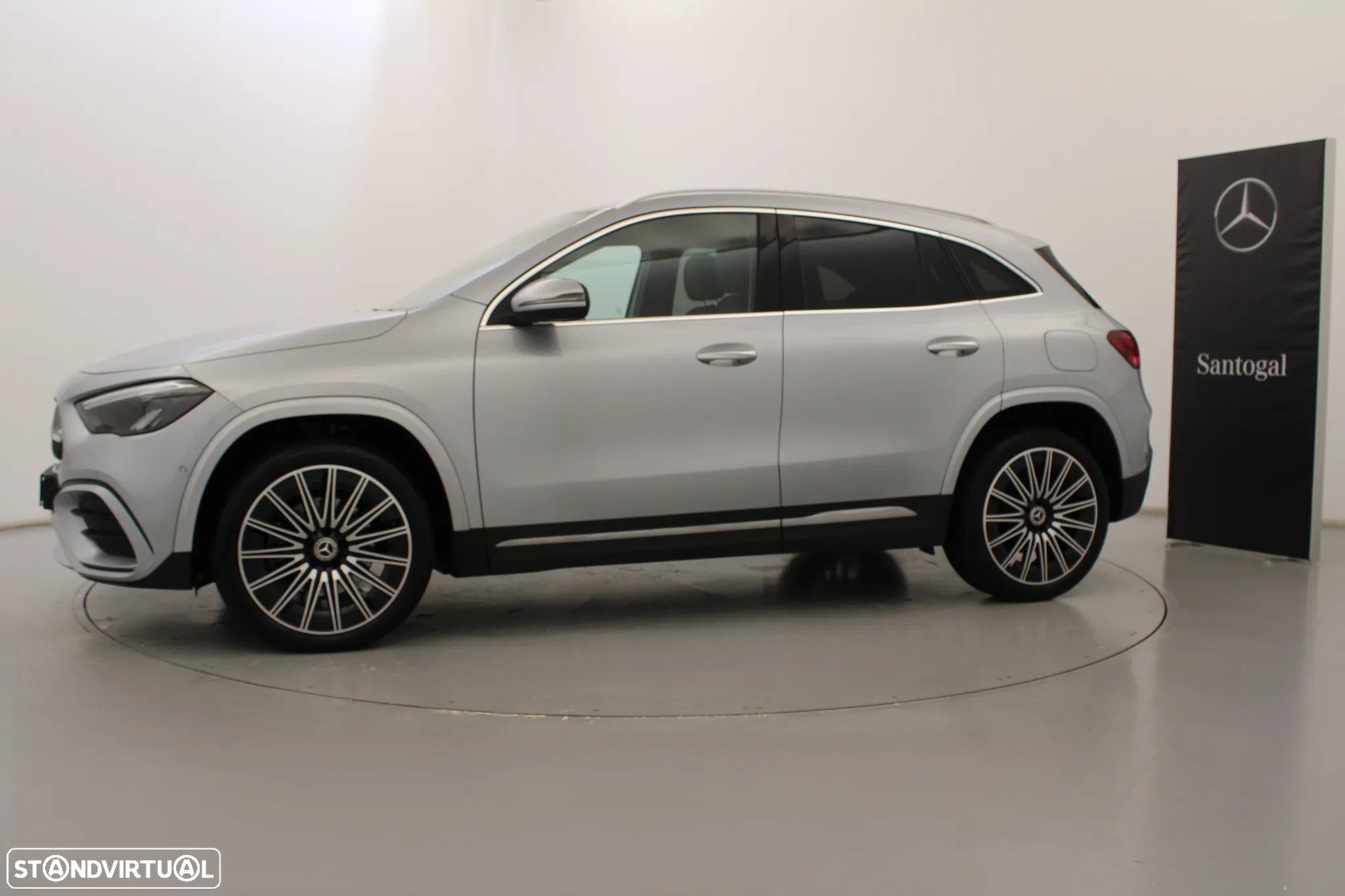 Mercedes-Benz GLA 250 e AMG Line - 13
