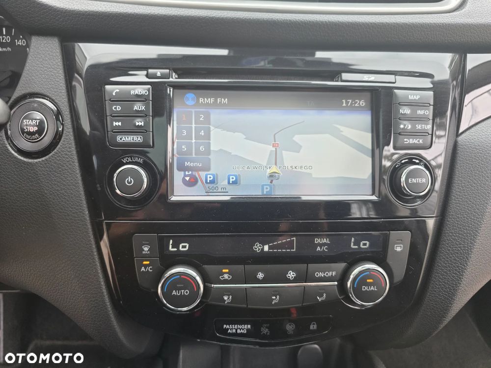Nissan Qashqai 1.6 dCi Xtronic TEKNA+ - 23