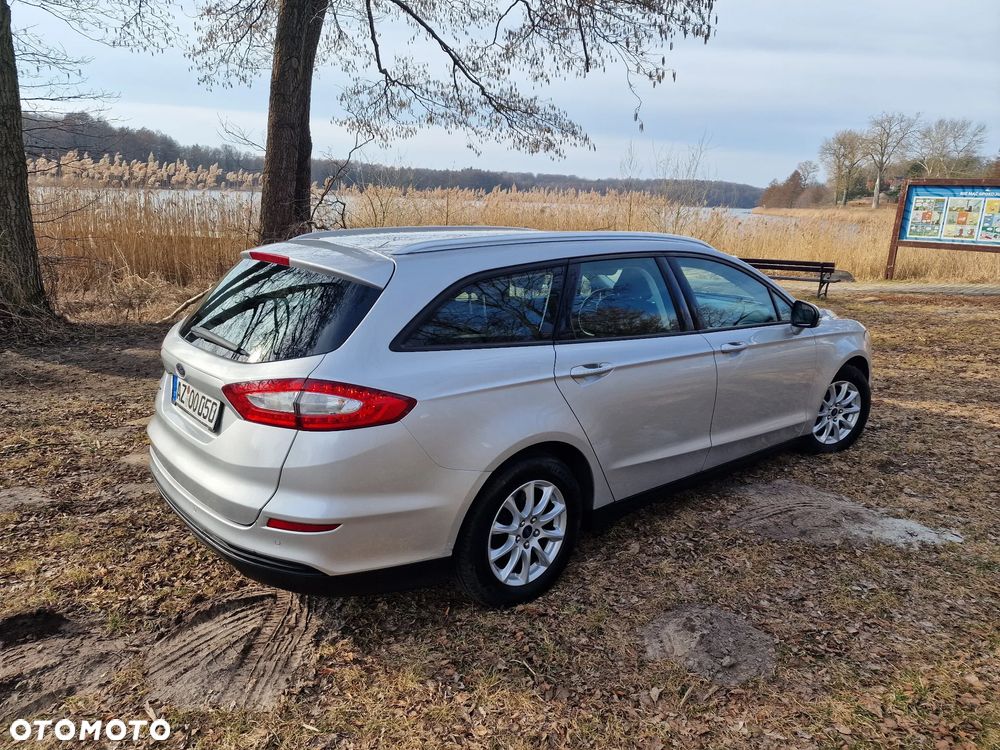 Ford Mondeo 2.0 TDCi ECOnetic Start-Stopp Titanium - 5