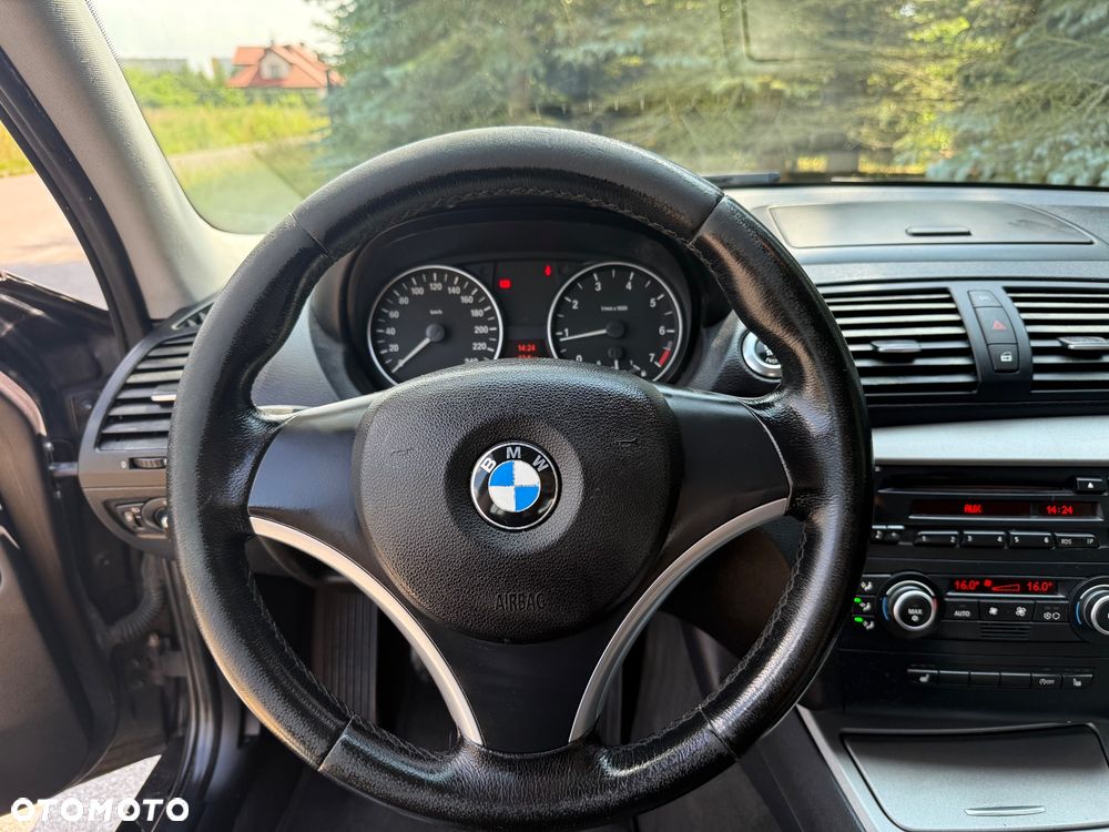 BMW Seria 1 - 17