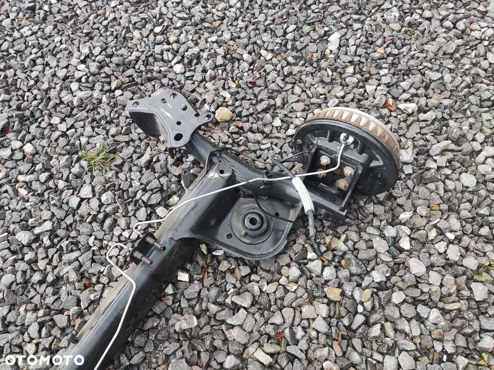 BELKA OŚ OŚKA TYŁ TYLNA KOMPLETNA RENAULT CAPTUR I 2013-2019 - 4